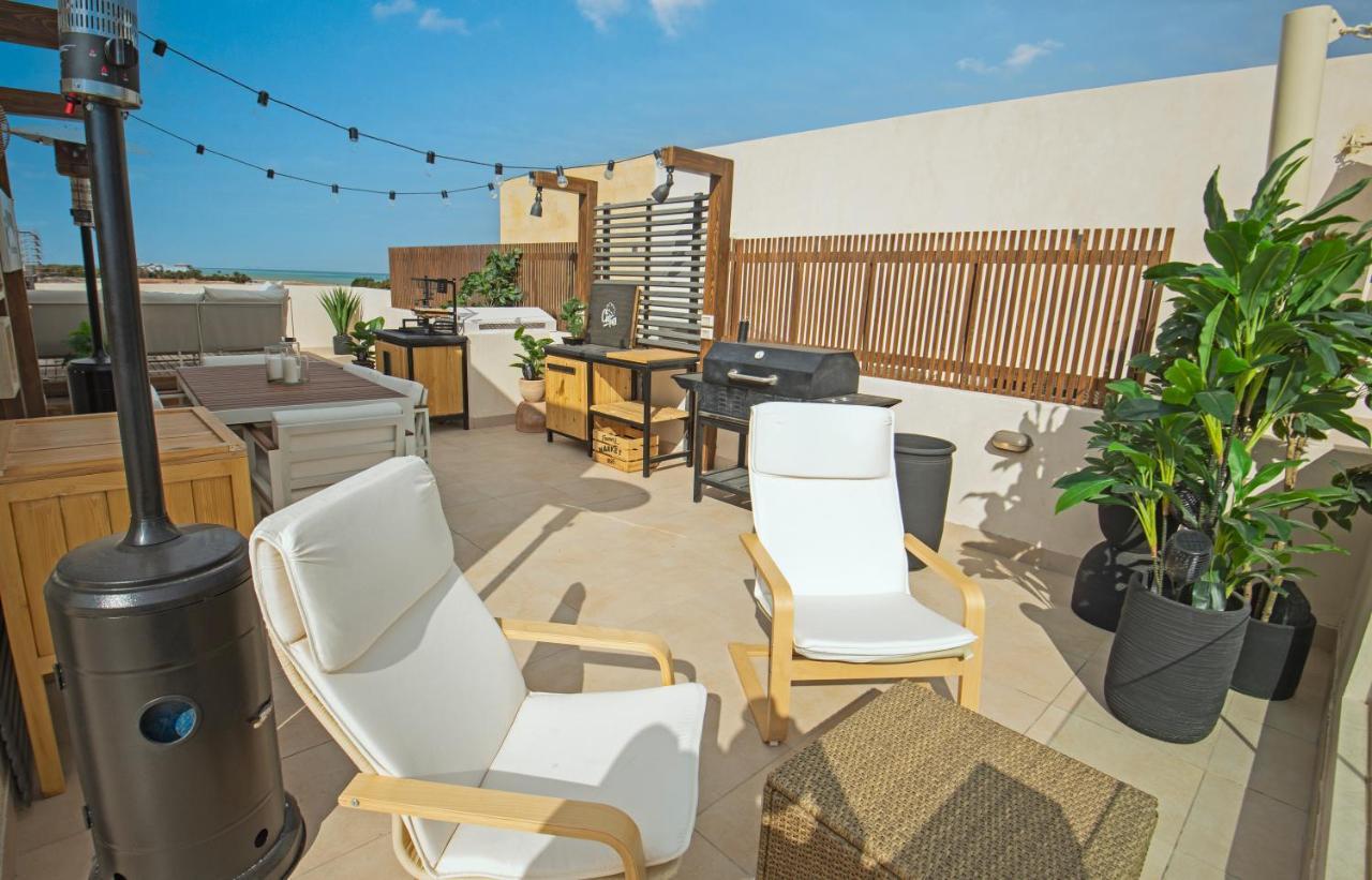 A Stunning Seaview Penthouse; 3bedrooms + Nanny Hurghada